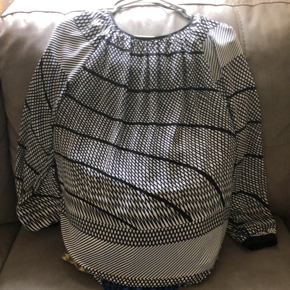 Blouse - Picture 2 of 2